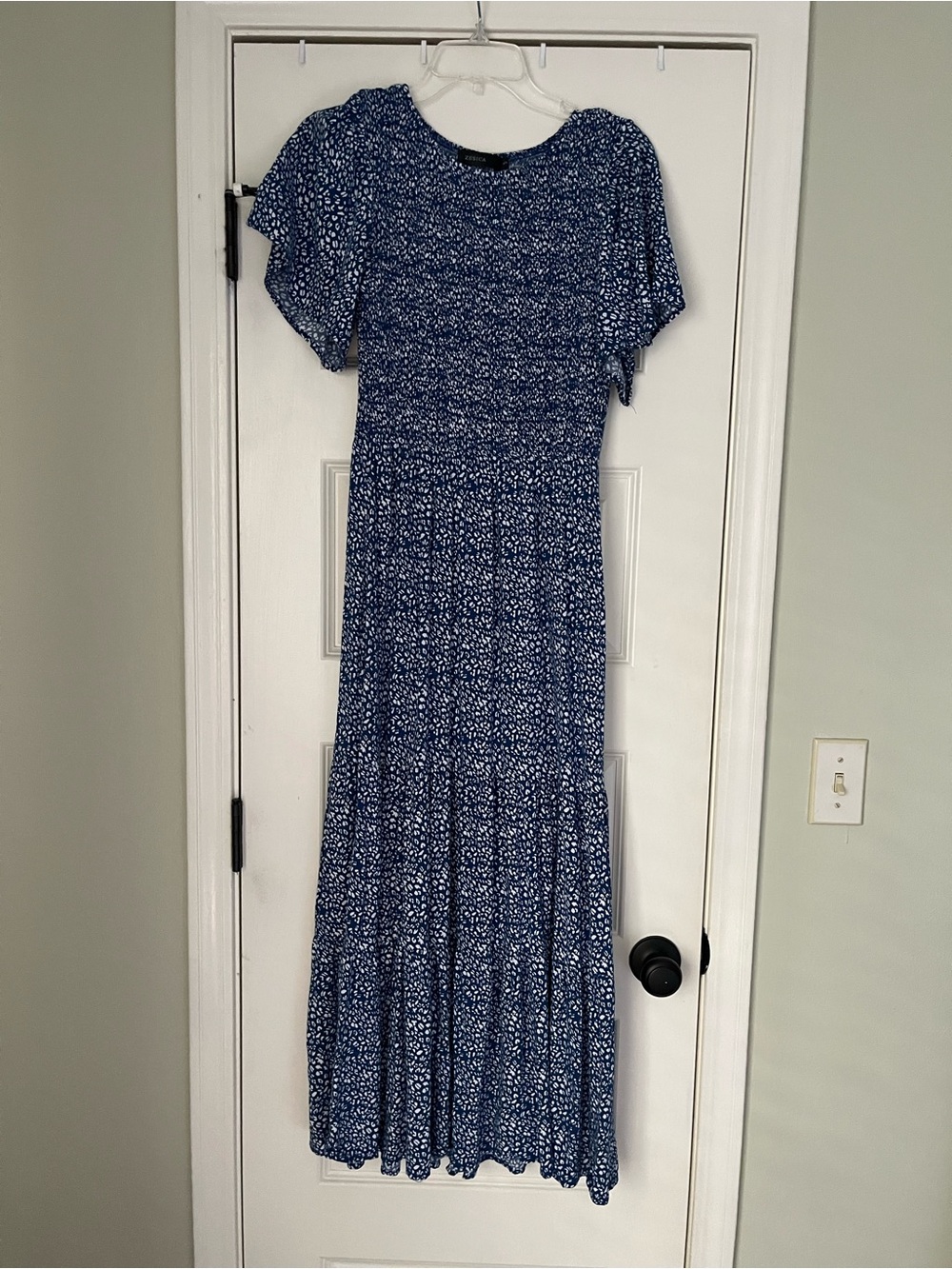 Zesica Smocked Maxi Dress Small